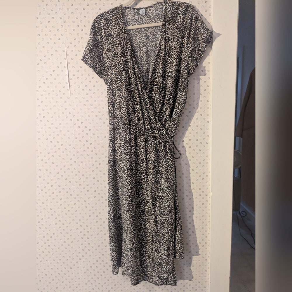Old Navy Dress 1X Plus Midi Animal Print Tie Wrap Waist Leopard Timeless Classic